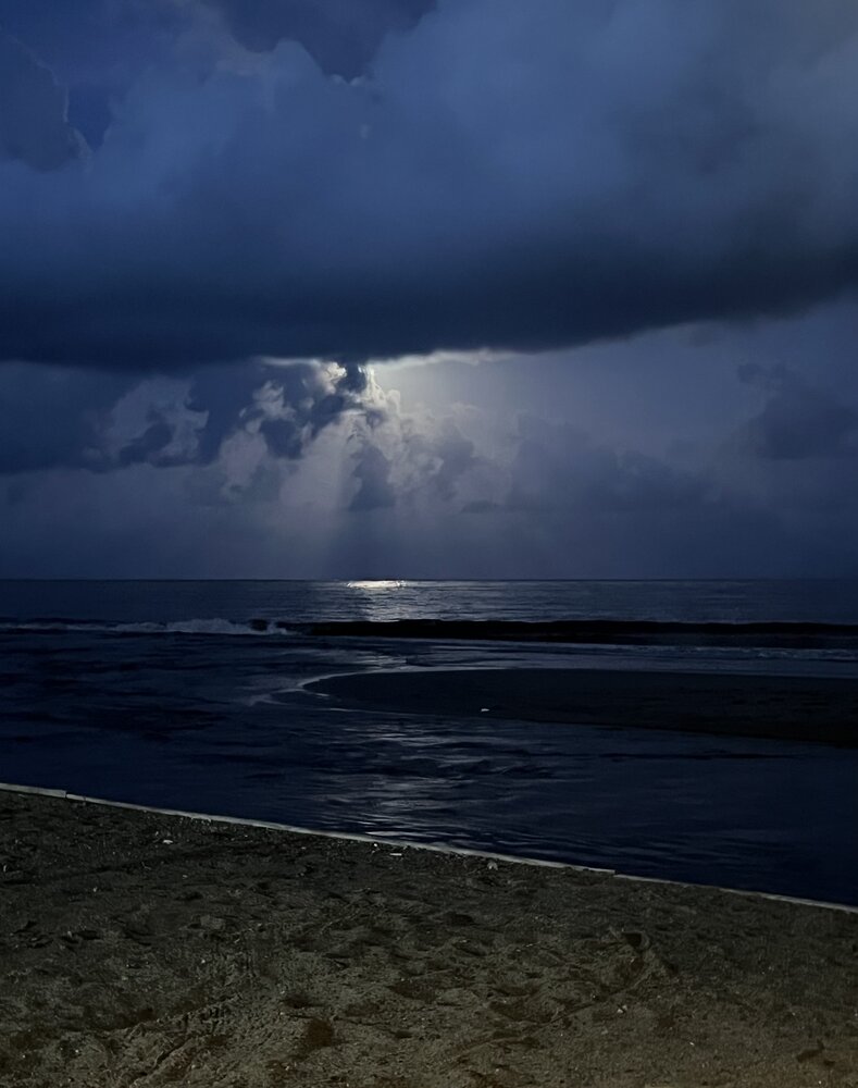 Cuando la luz decide abrirse camino