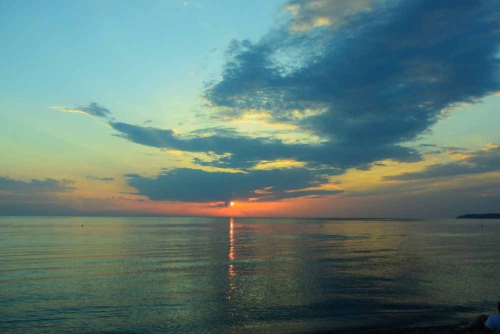sun set greece