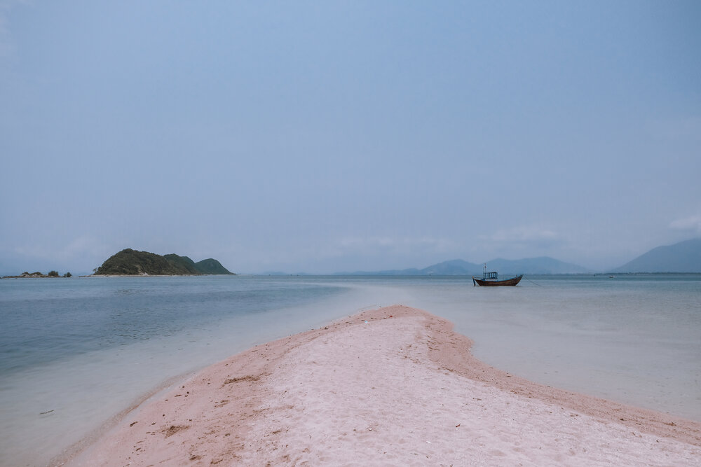 Photograph by Bùi Ngọc Hiếu