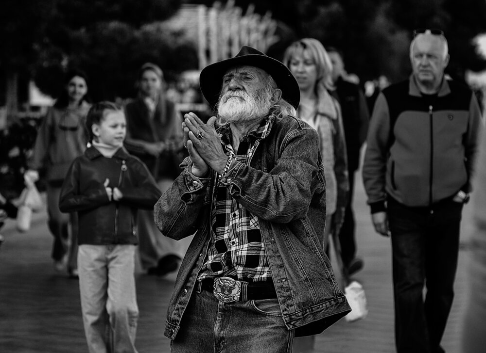 Photo #13928849