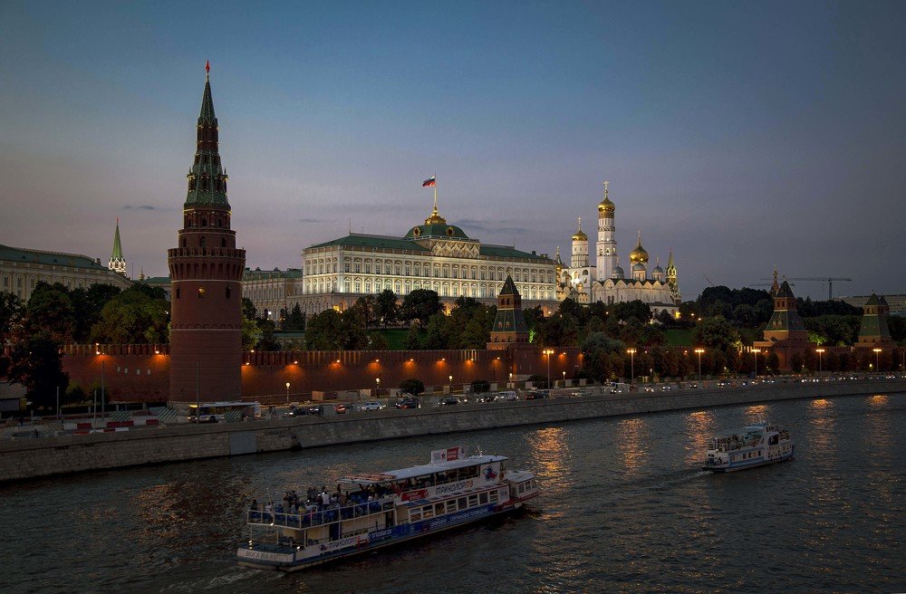 Вечерняя Москва