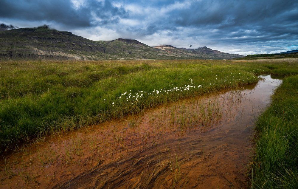 Красная река