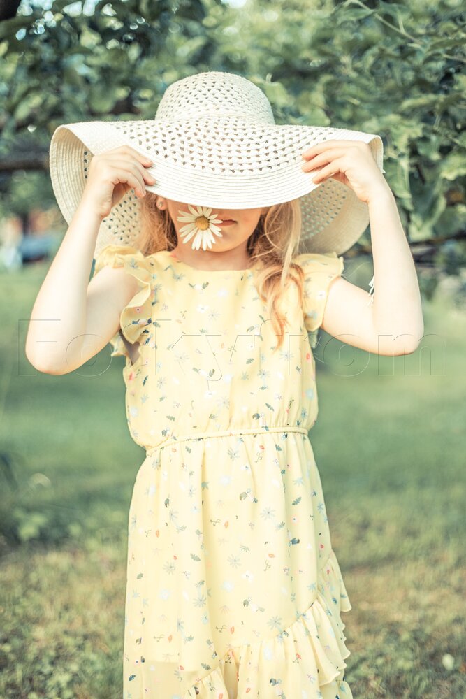 Yellow little lady