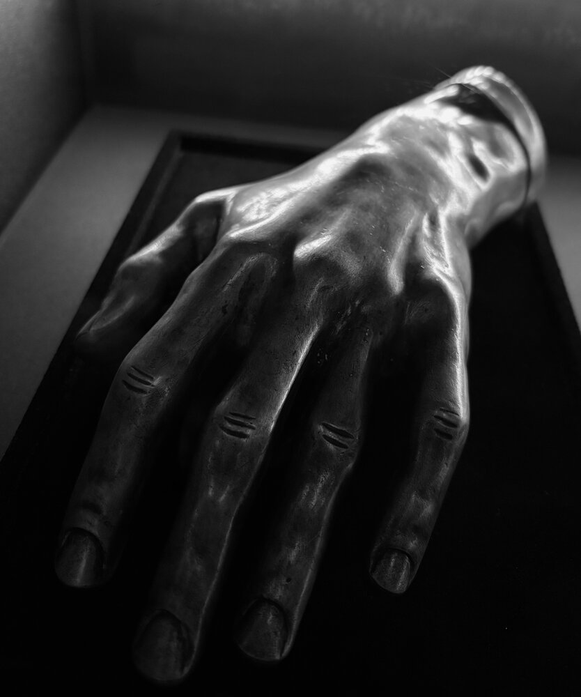 The Hand That Wove Melodies