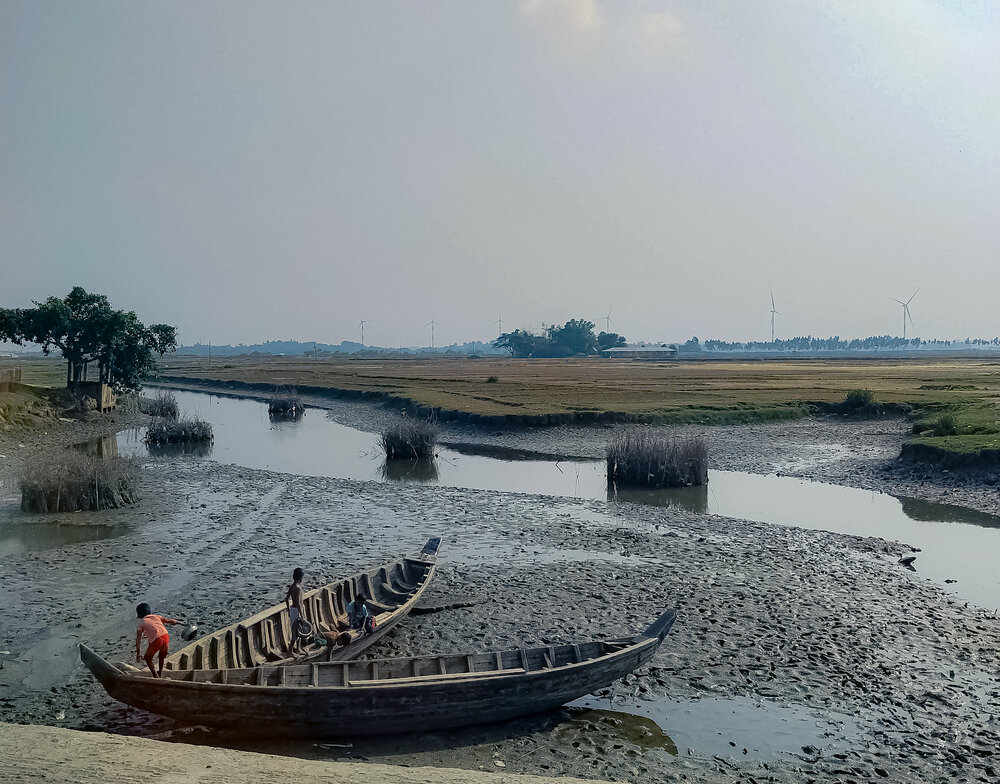 Low Tide at the Riverbank