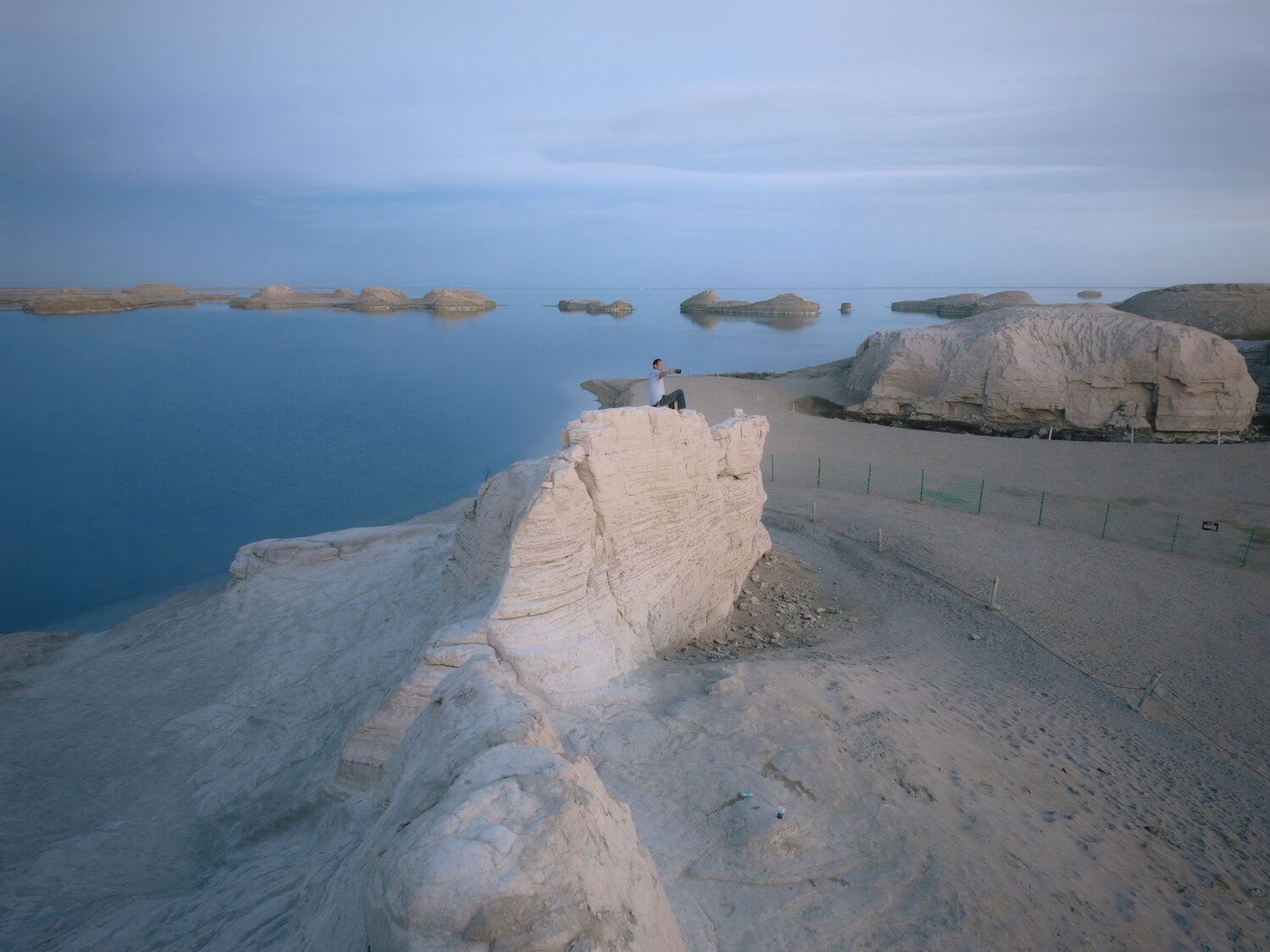 Photo #13976743