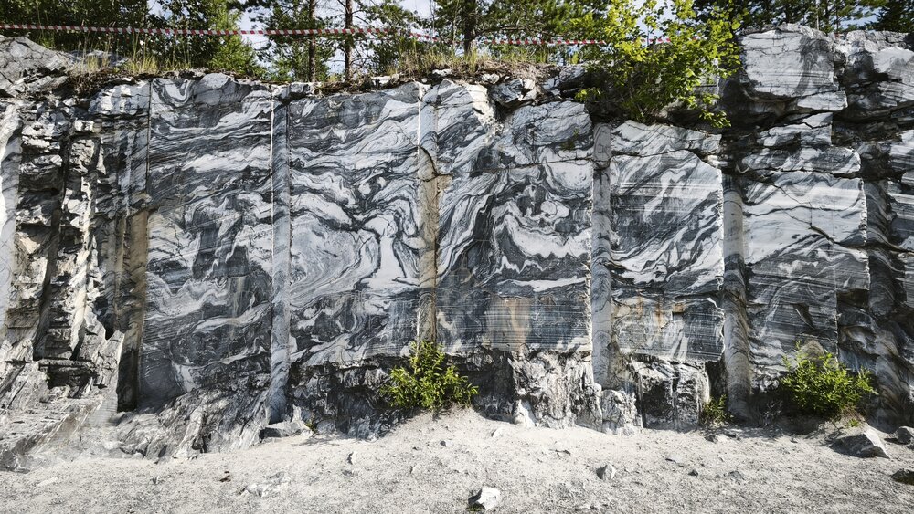 Мраморная стена (Marble wall)