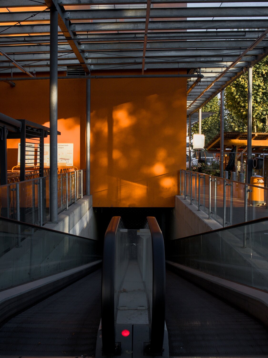 Play of light and colour