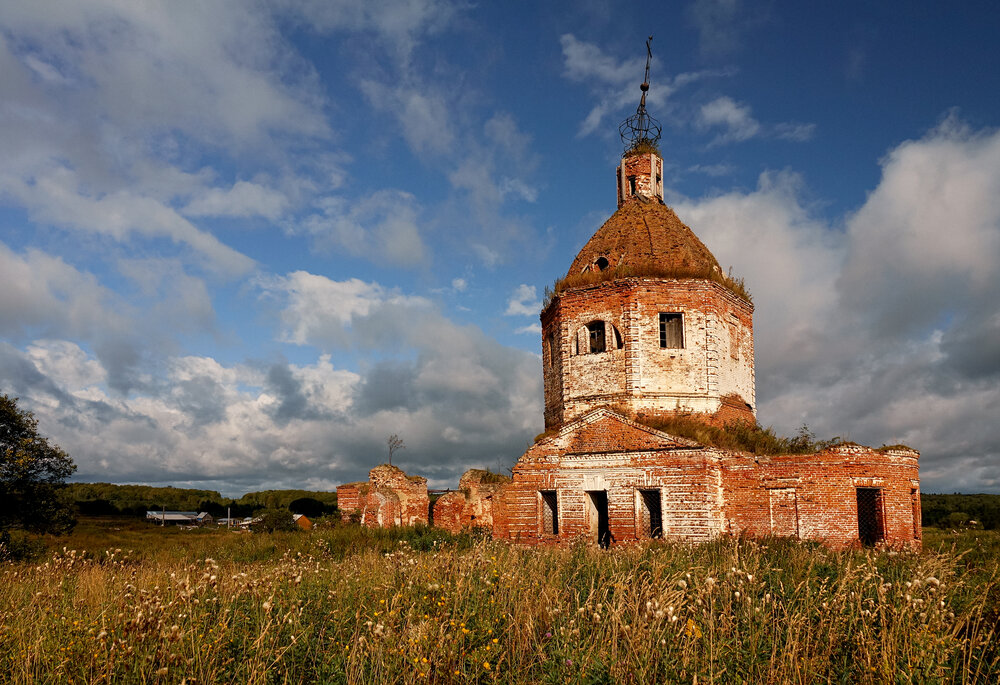 Photograph by Nikolay Suglobov