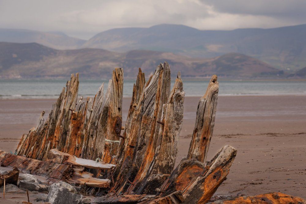 Wreck on Glenbeigh Beach