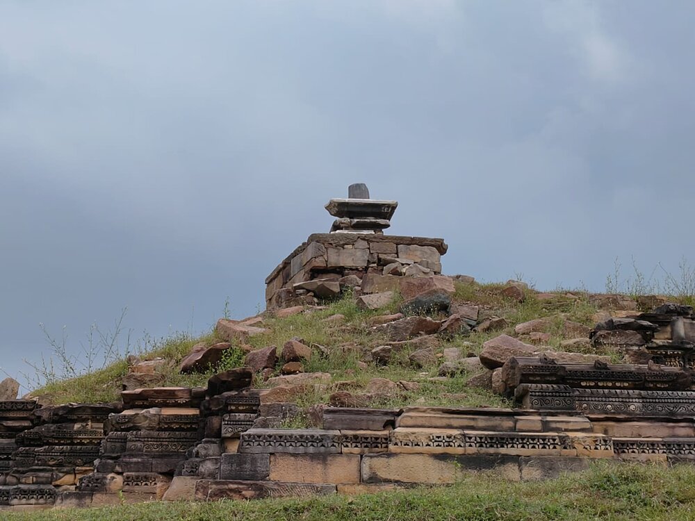 Ruins of old lord shiva temple