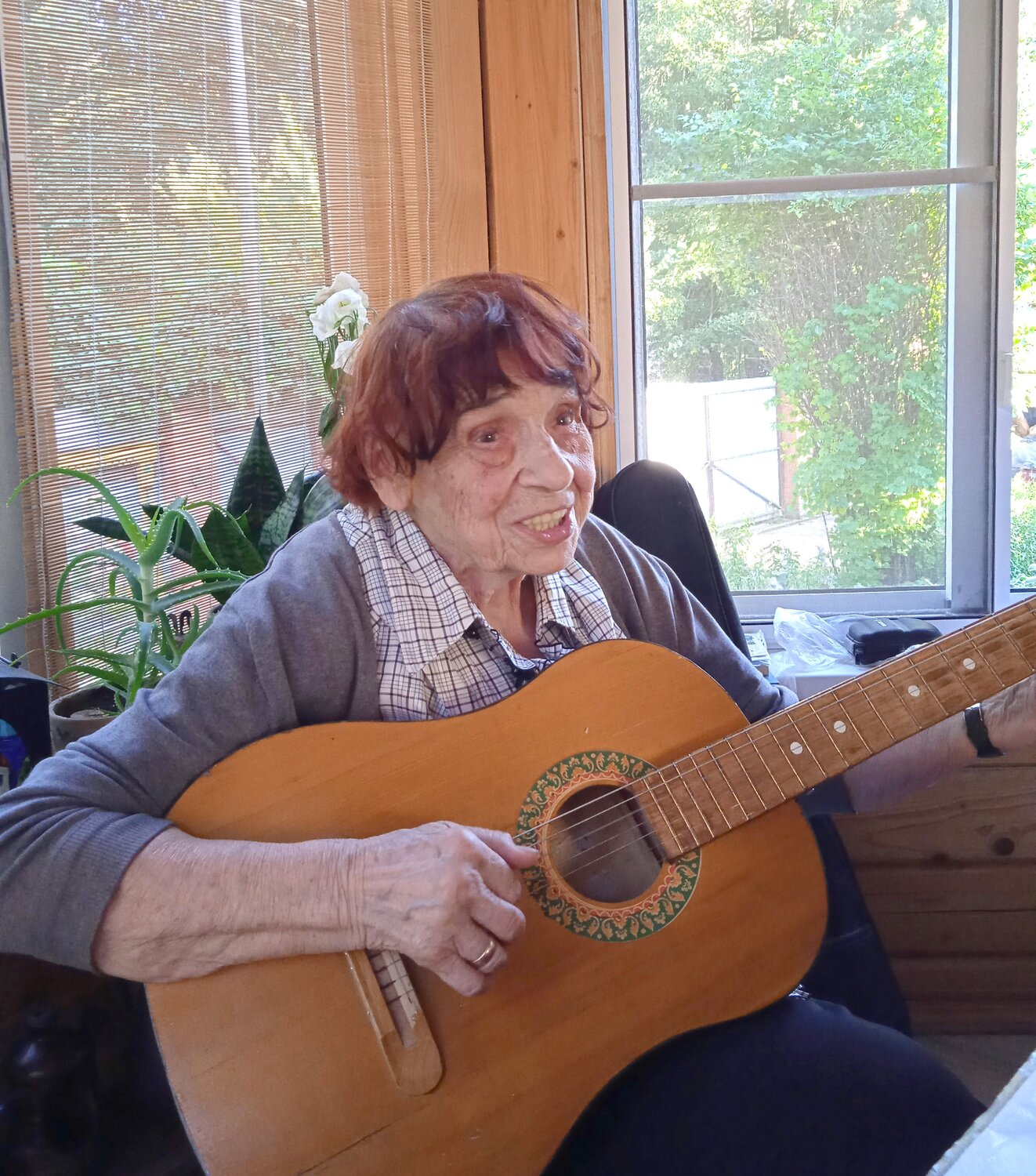 Photo #14031590