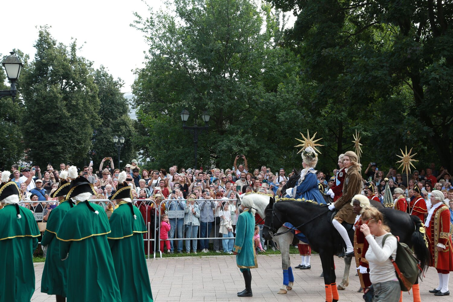 Photo #14032926