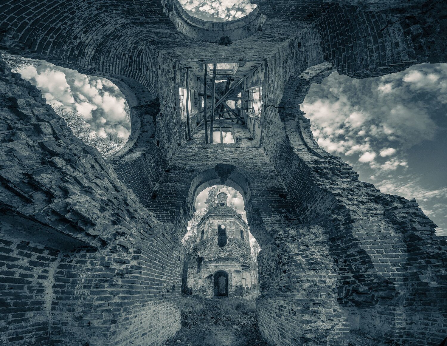 Церковь Иоанна Воина в Куртино