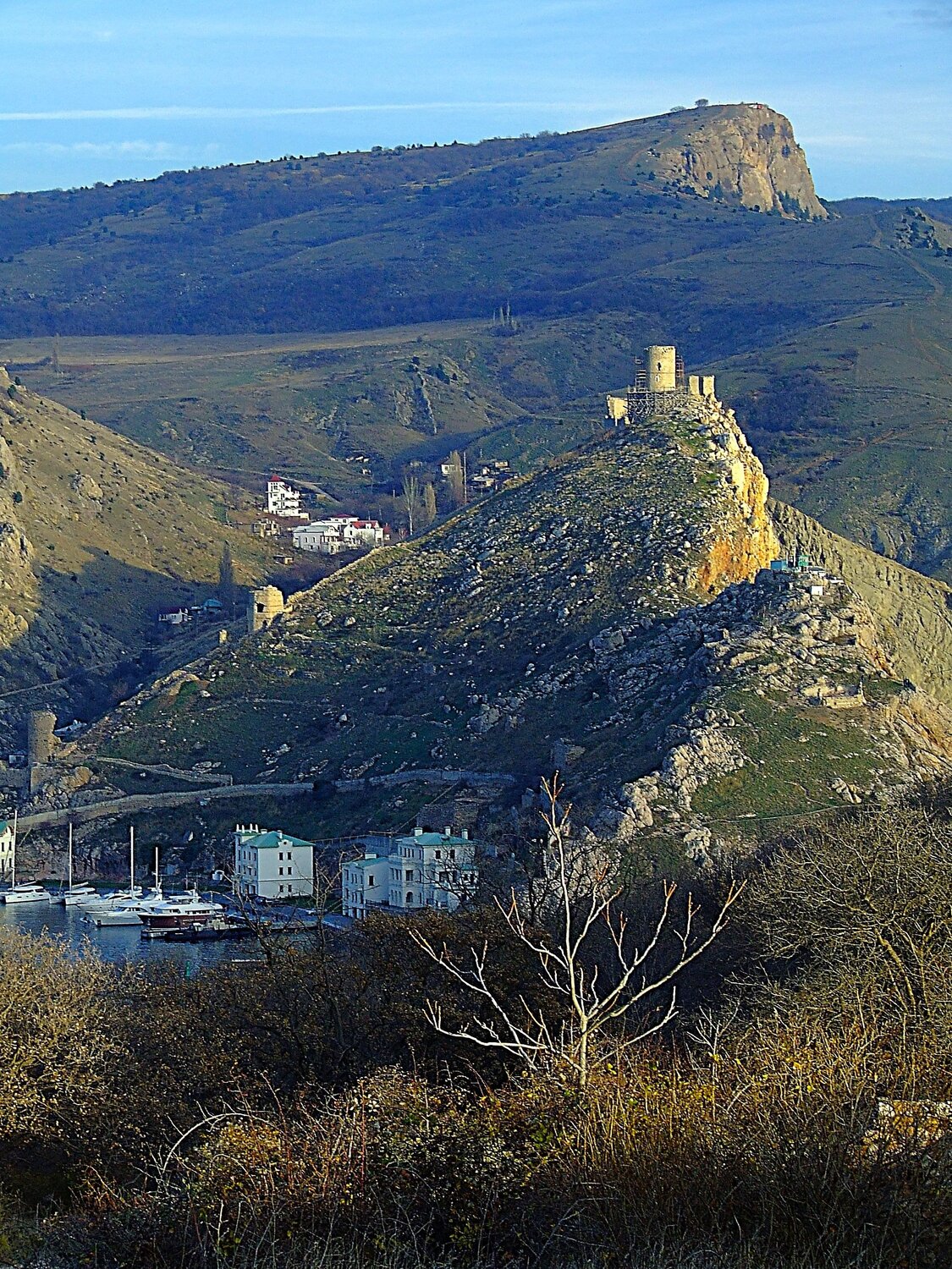 Балаклава. Средневековая Генуэзская крепость