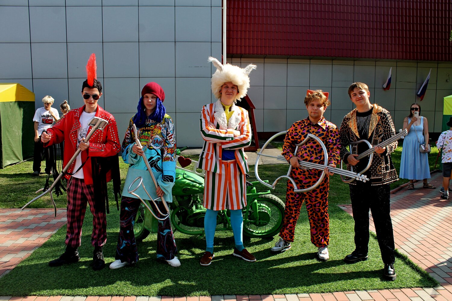 Photo #14043624