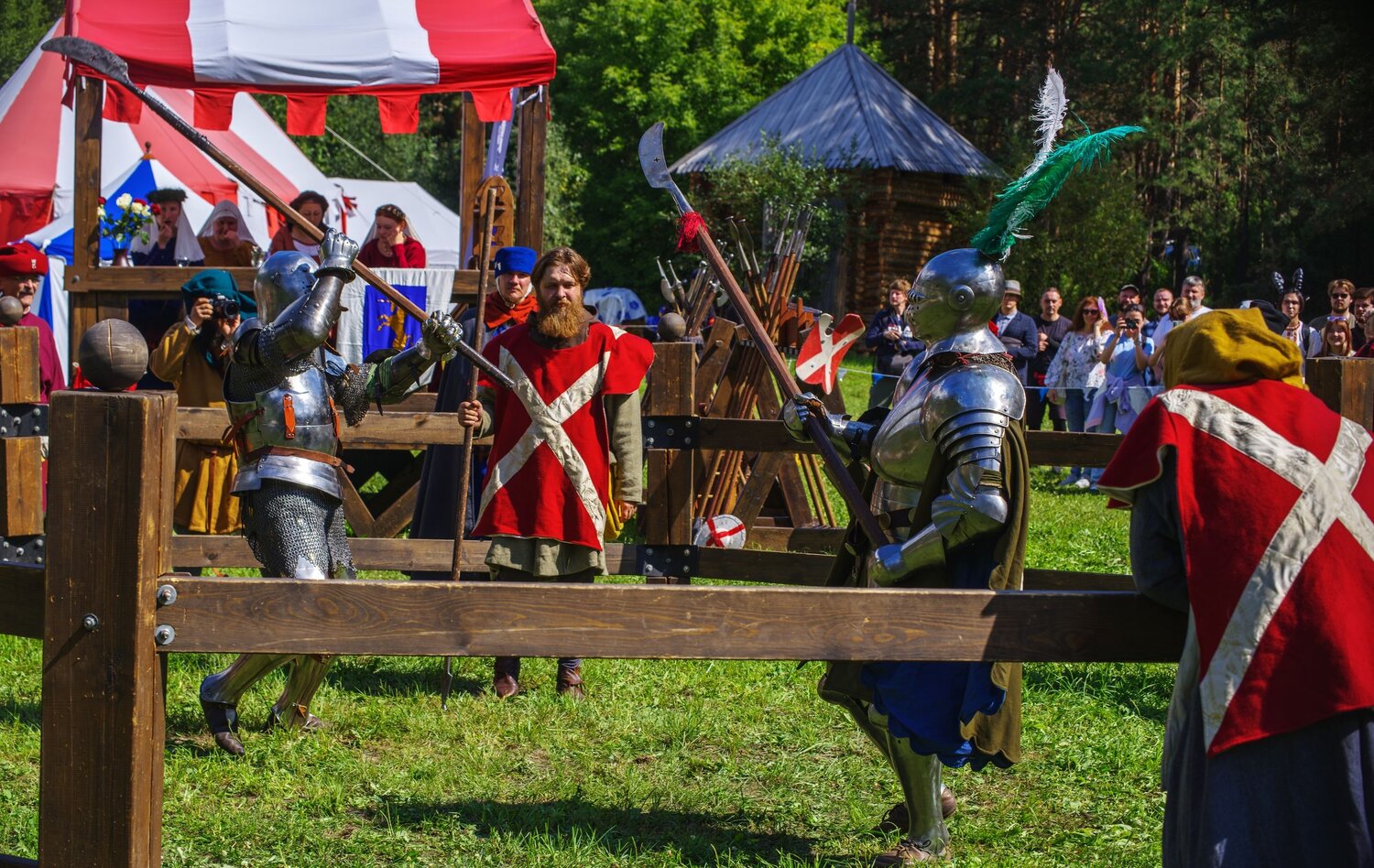 Photo #14043662