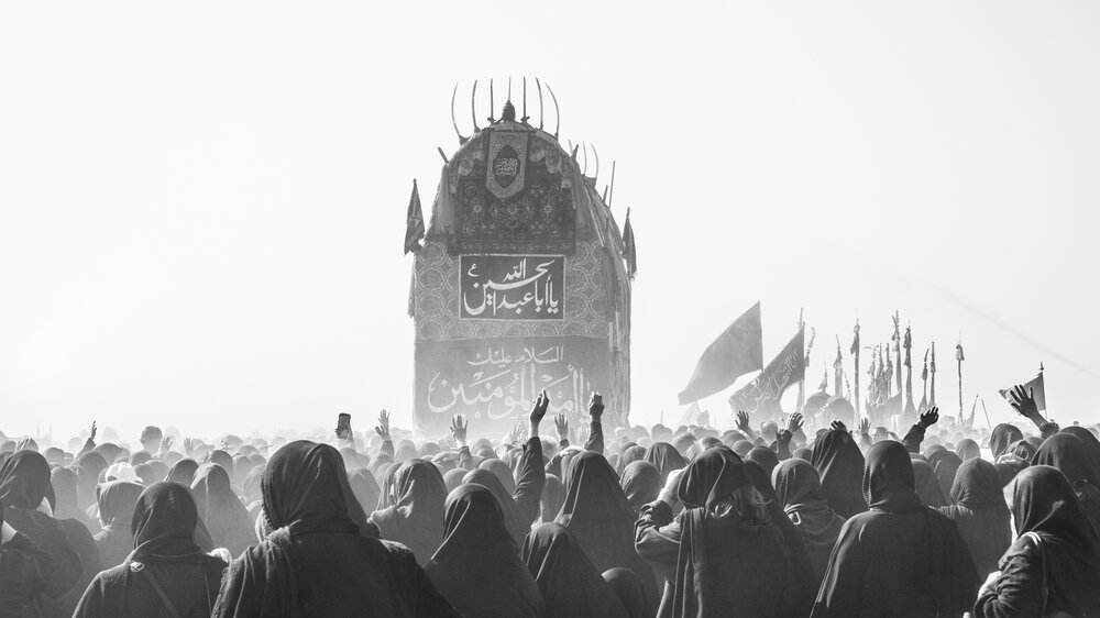 The Grandeur of Mourning