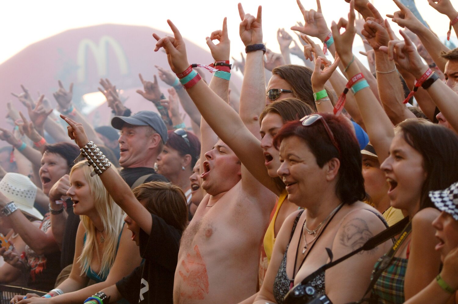 Photo #14048338
