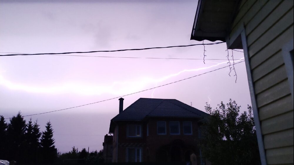 Вспышка в ночи / A Flash in the Night