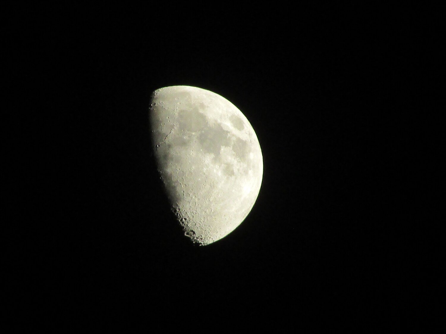 Lonely  moon