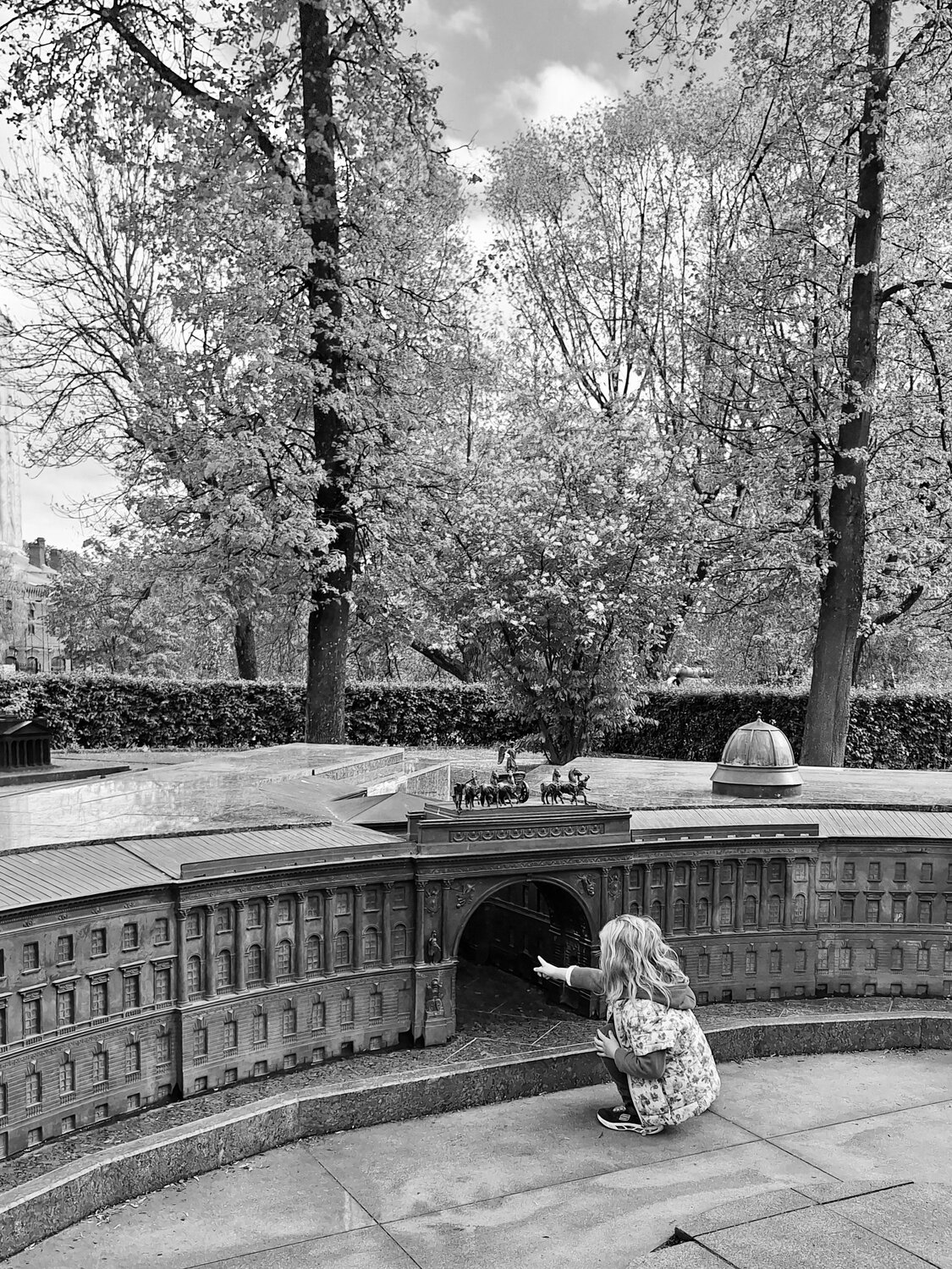 Photo #14054333