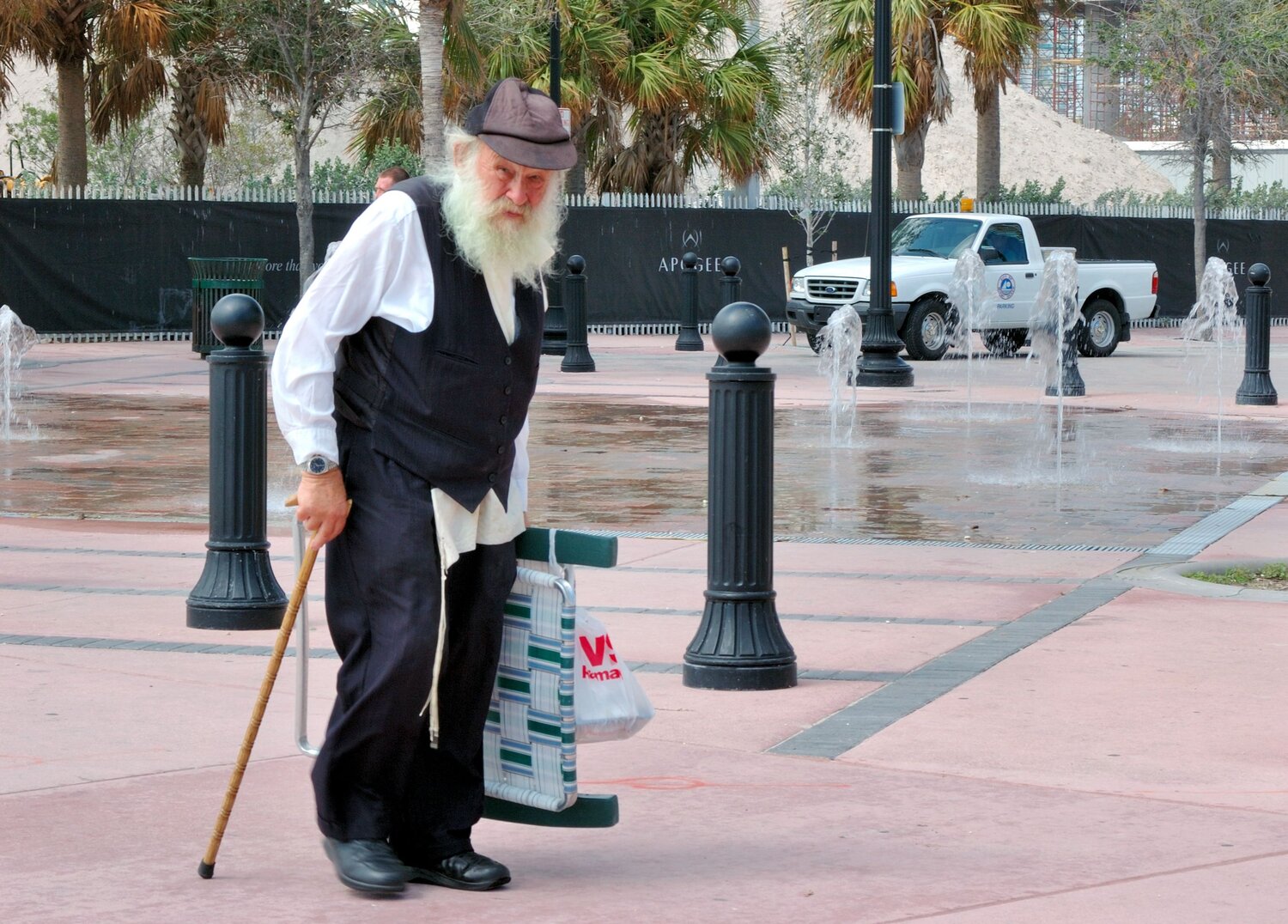 Photo #14058417