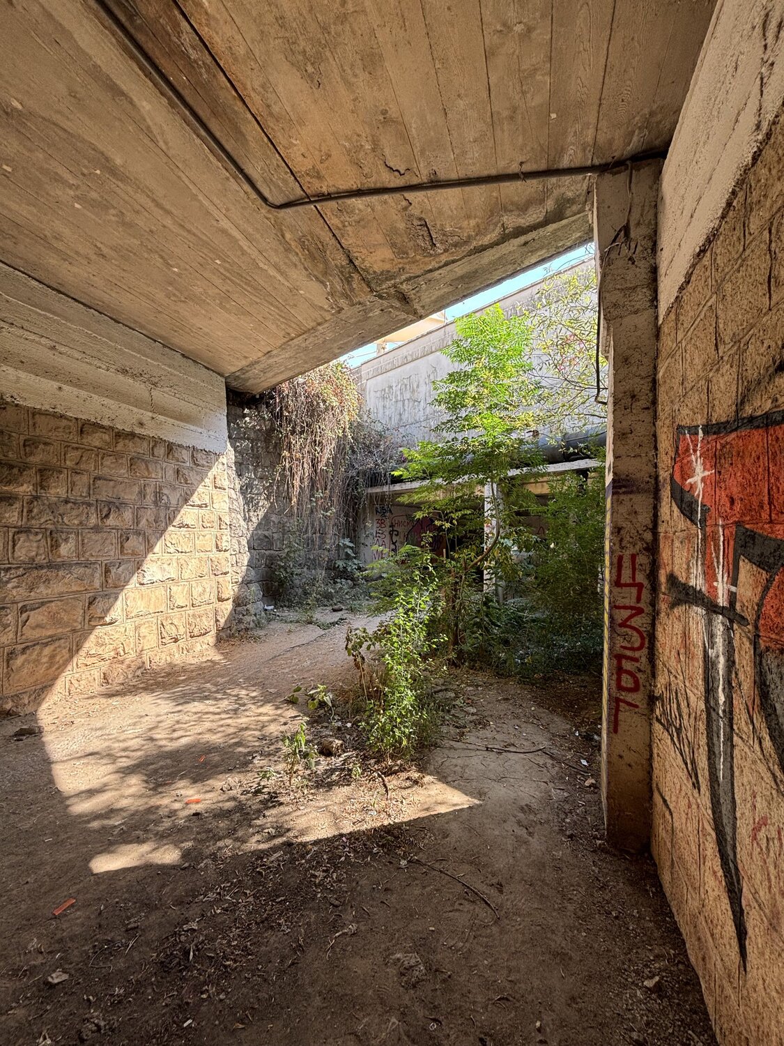 The pedestrian tunnel in Bečići