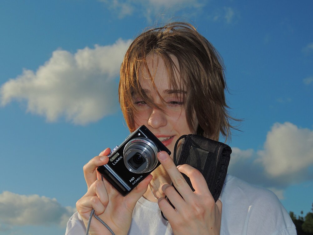 Young Photographer (Юный фотограф)