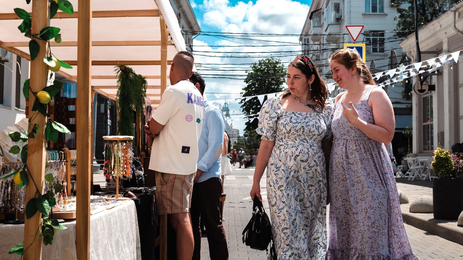 Photo #14065683