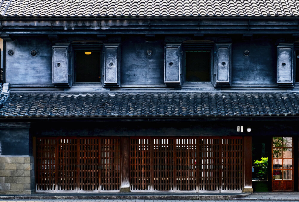 The Dignity of Black Stucco