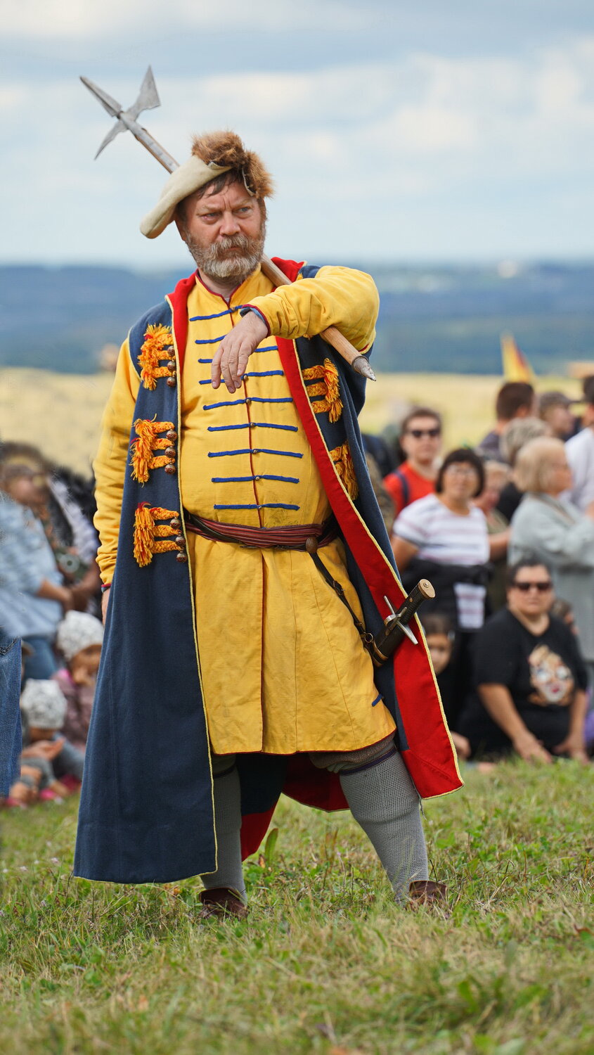 Photo #14067341