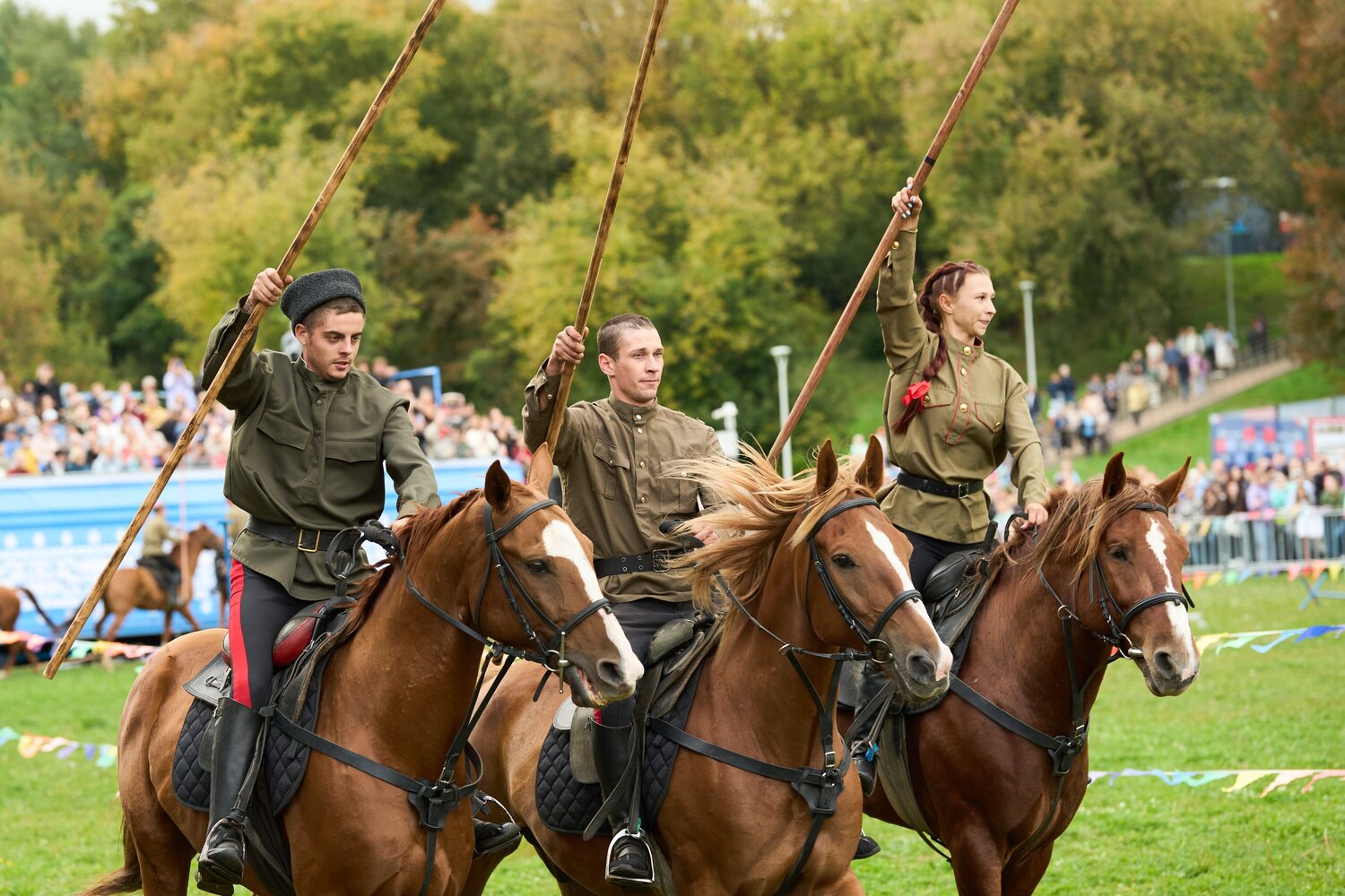 Photo #14075973