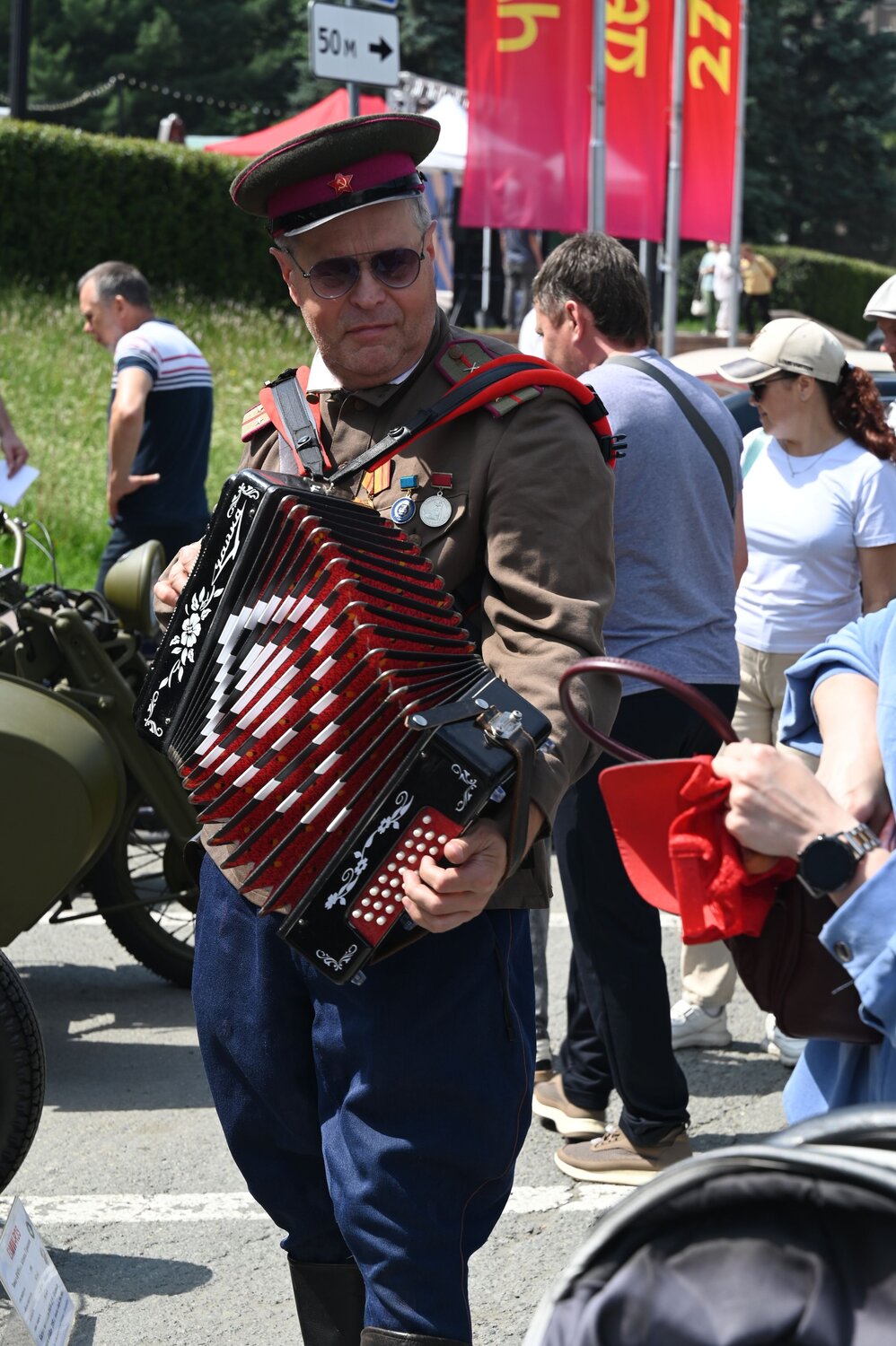 Photo #14077773