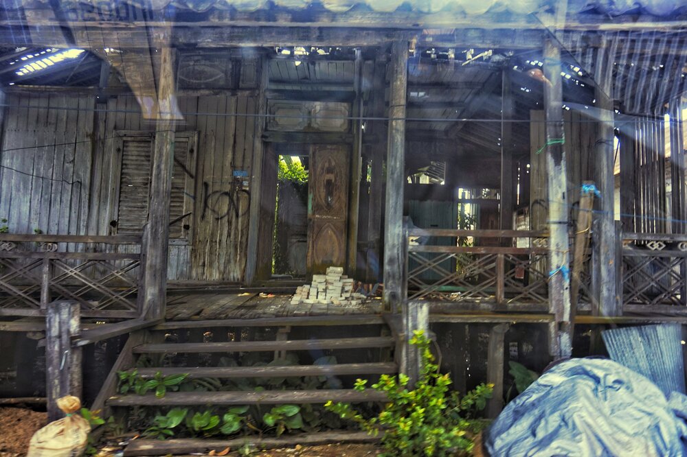 Glimpsing the Past Glory