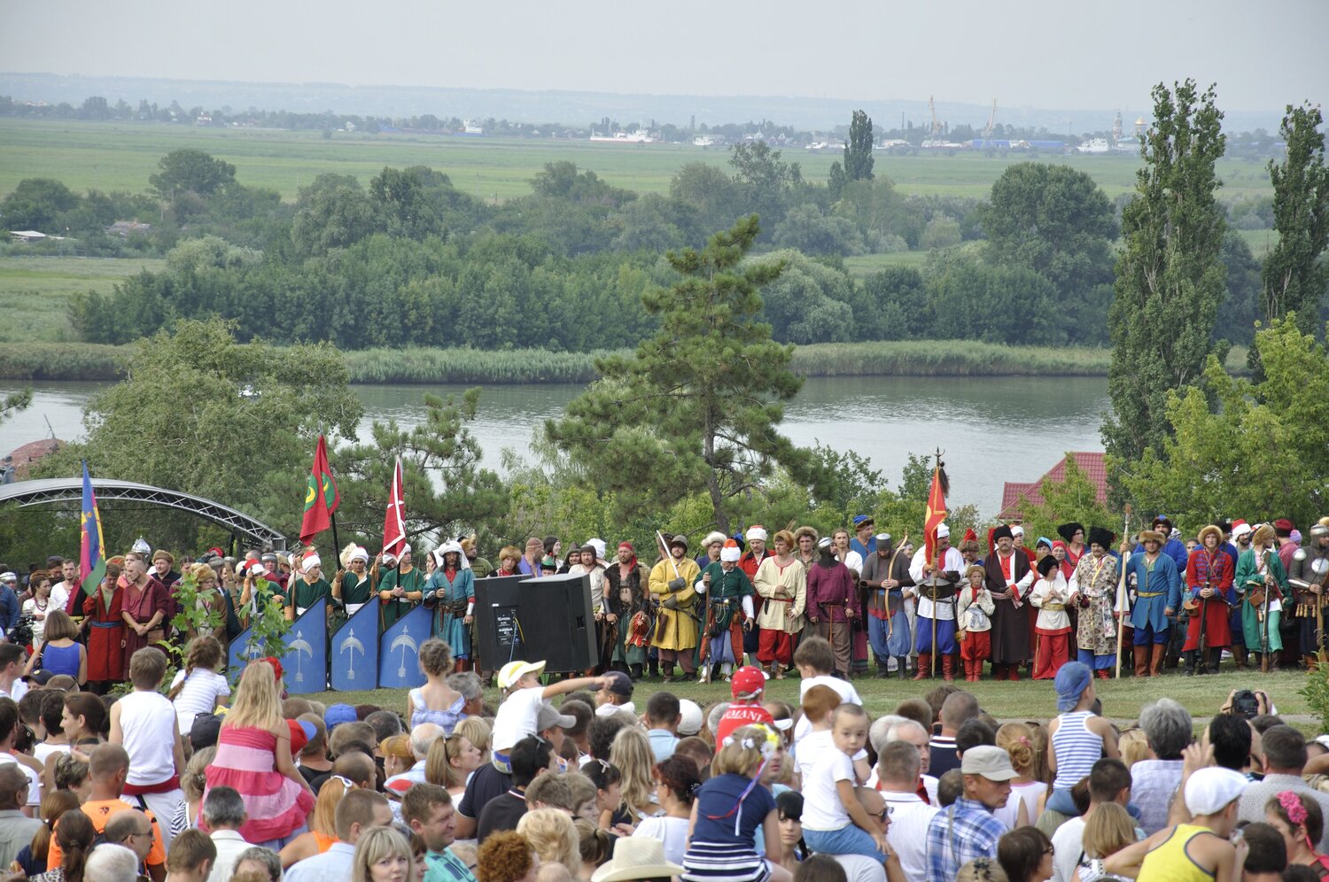 Photo #14092368