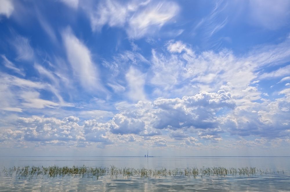 Мирное небо над нами...