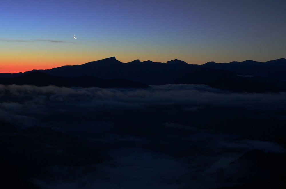 С вершины посмотреть на тишину.