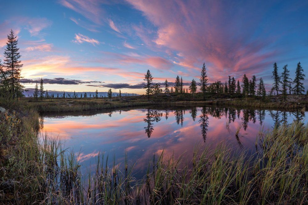 Закат на озере