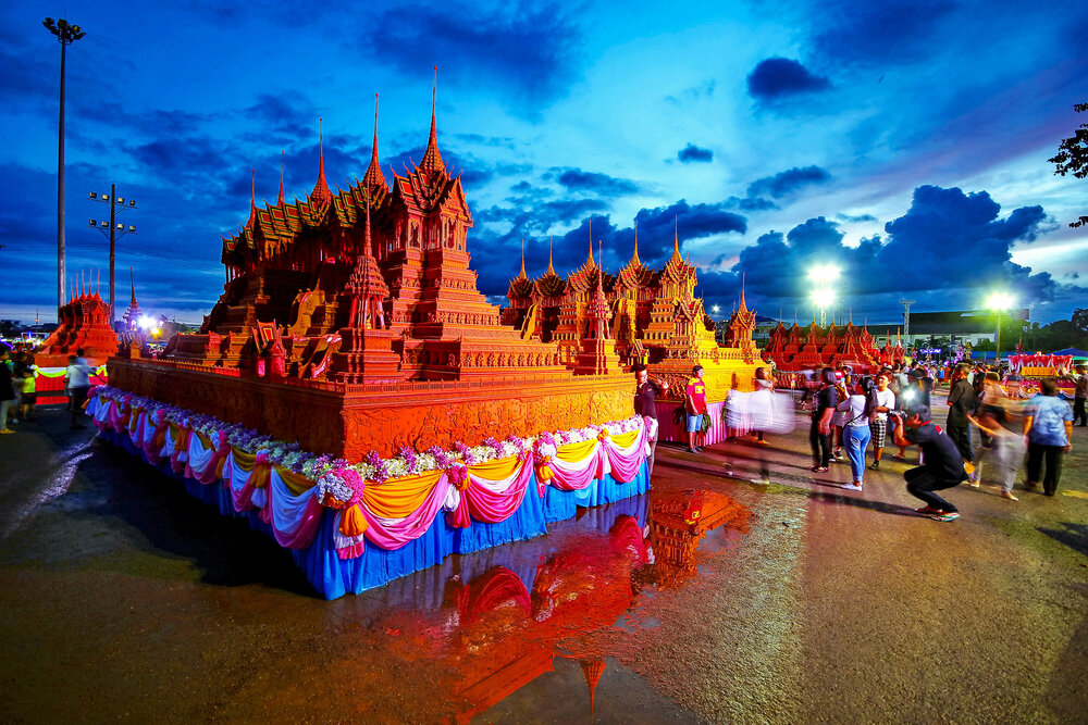 The Glowing Castle of Faith