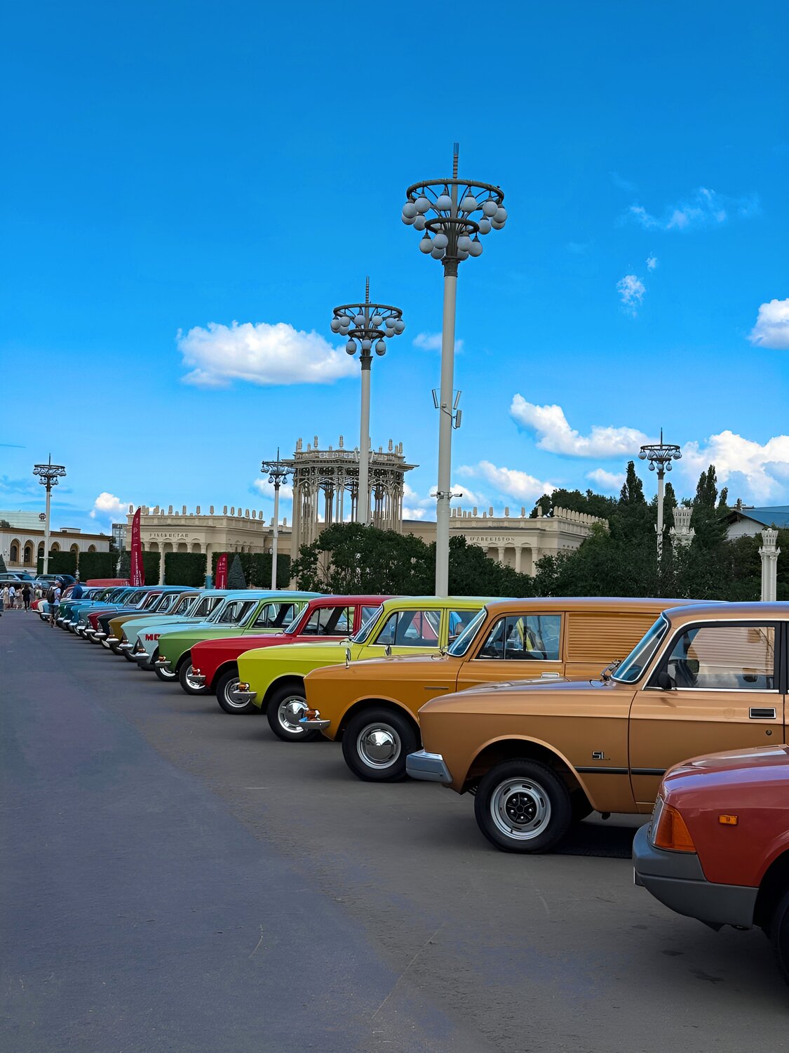 Выставка ретро авто. ВДНХ