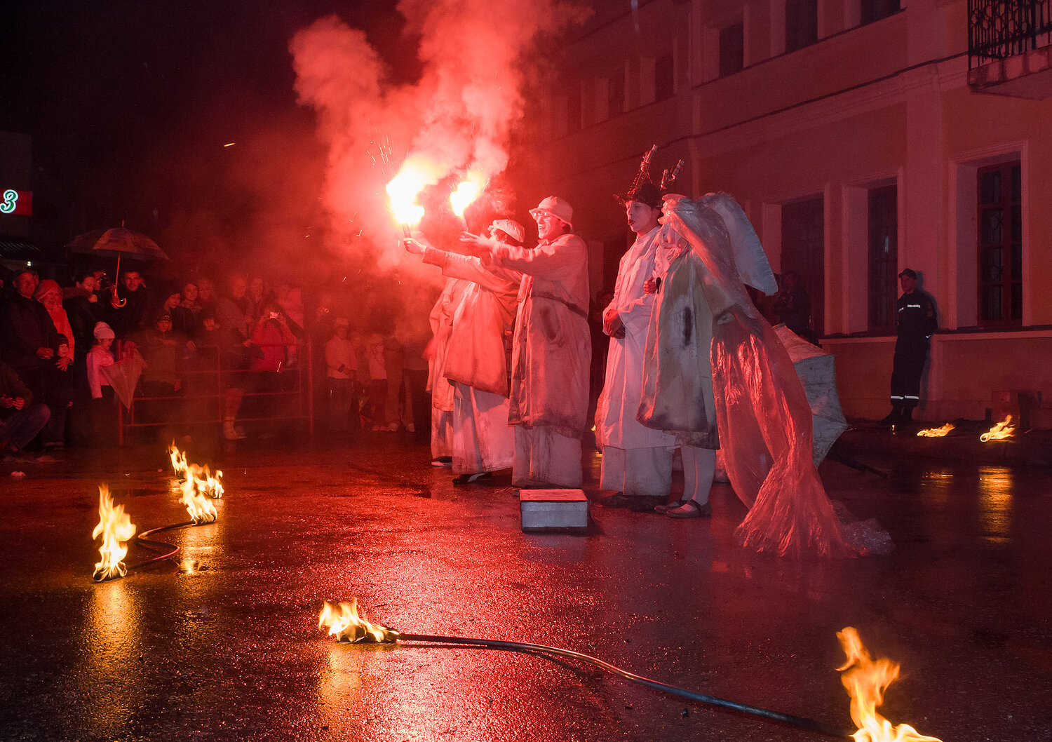 Photo #14143349