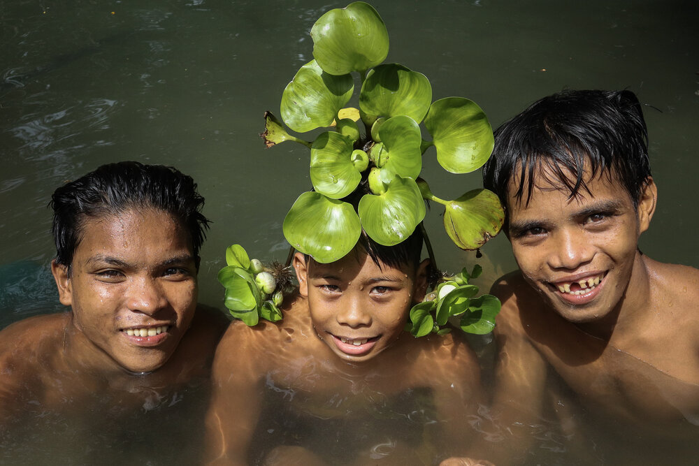 Woven Joy Smiles Carved by Nature