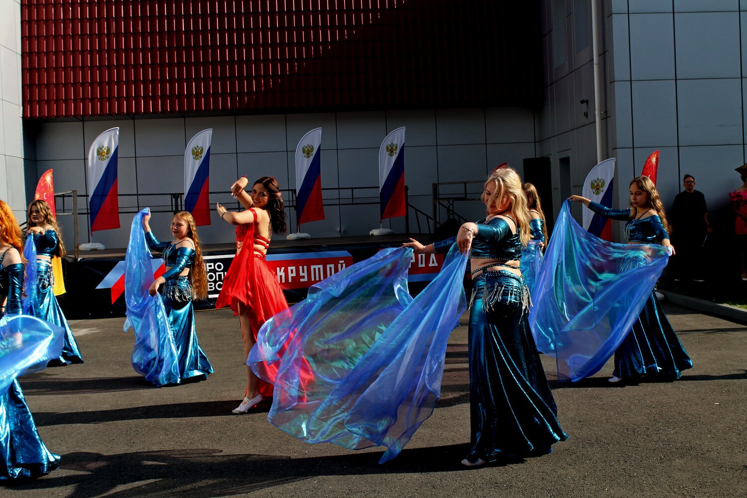 Photo #14151203
