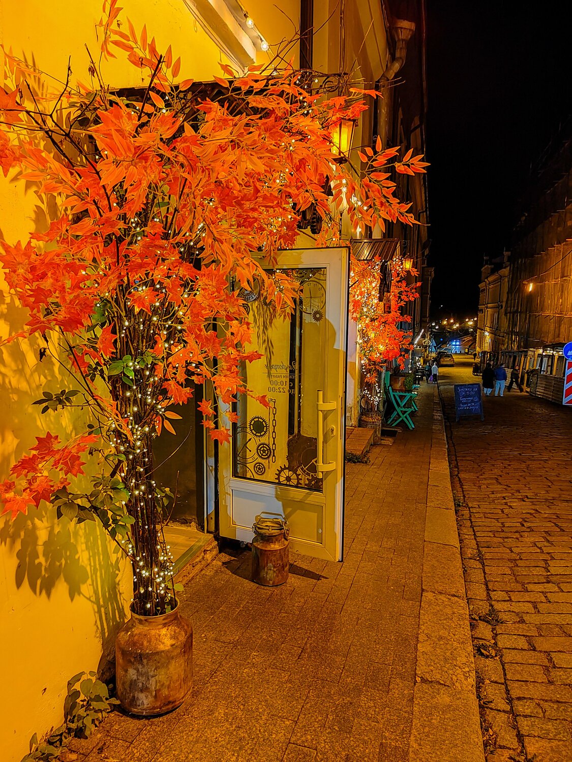 Photo #14178135