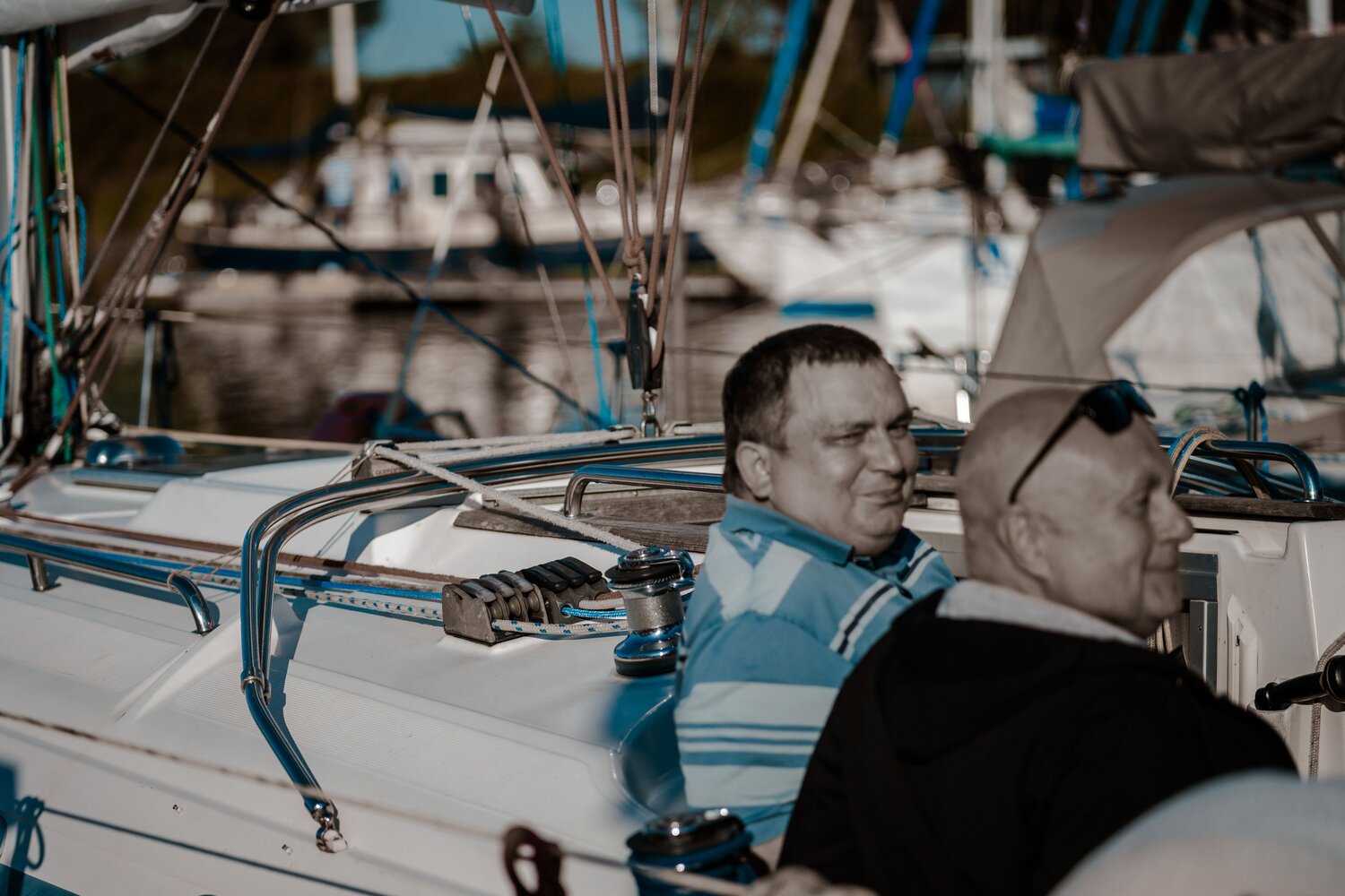Photo #14178229