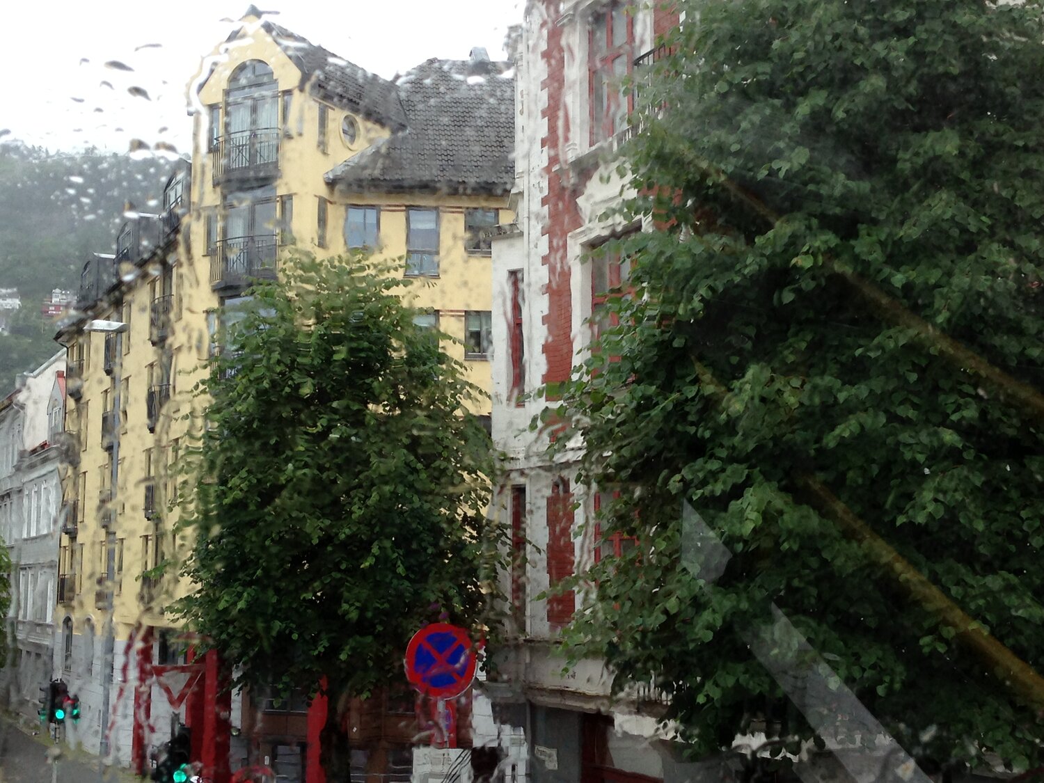 Photo #14221537