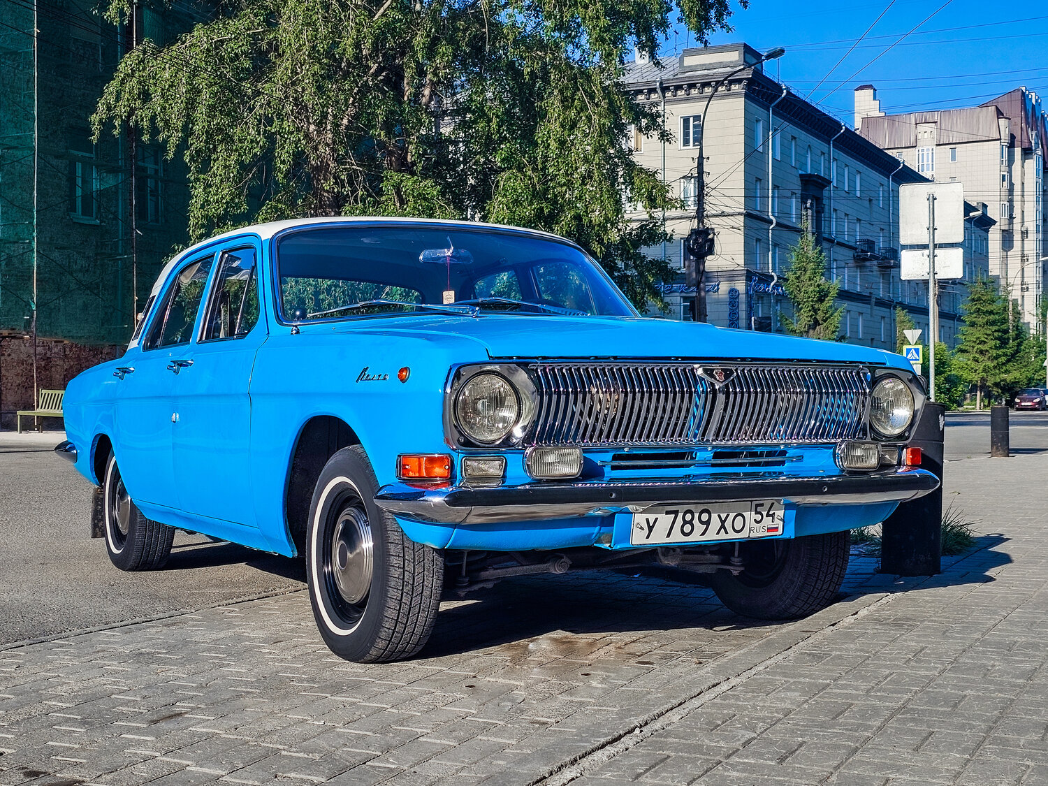 Photo #14226463