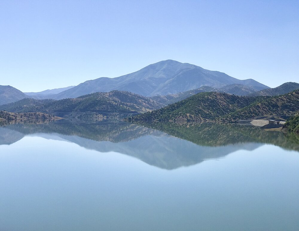The blue mirror