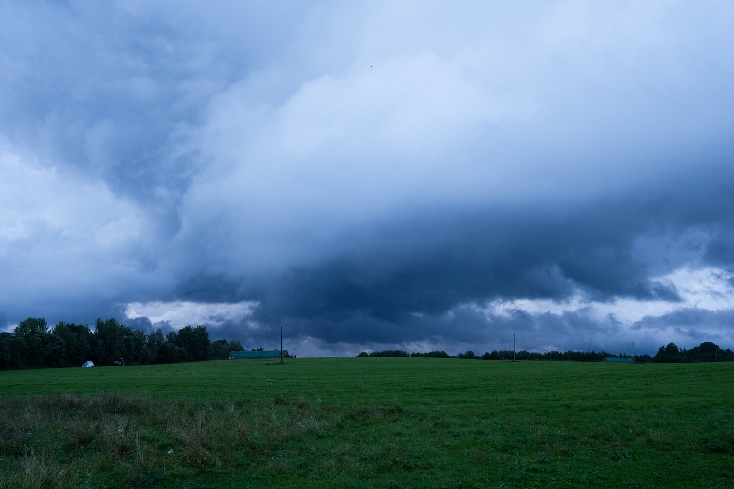 Photo #14242905